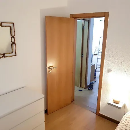 Апартаменты With 2 Bedrooms In With Furnished Terrace And Wifi 11 Km From The Beach *